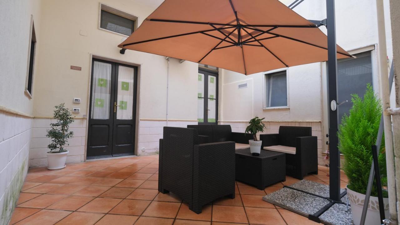 Bilocale Porta Napoli Apartment Brindisi Exterior photo