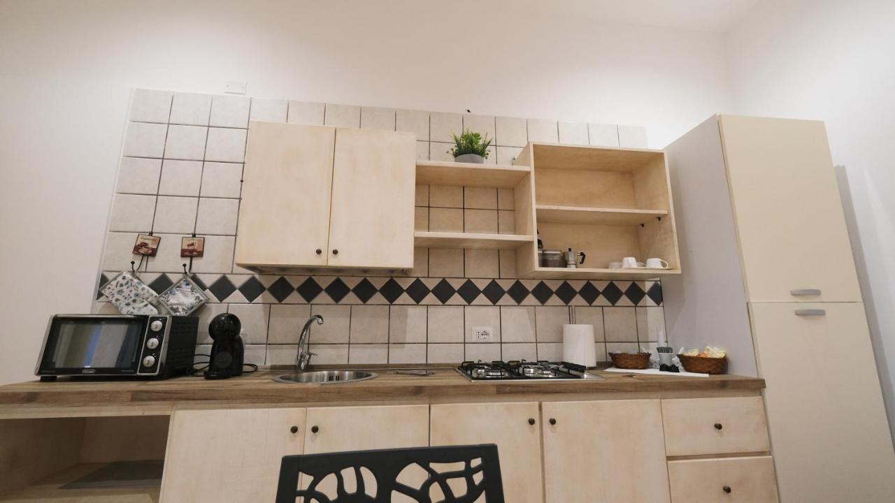 Bilocale Porta Napoli Apartment Brindisi Exterior photo